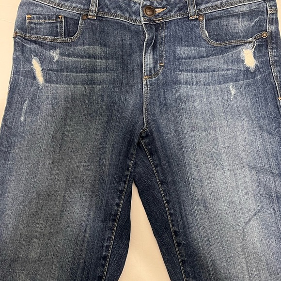 Lauren Conrad Women’s Size 8 Ankle Jeans Medium Blue Denim Light Distress - Picture 6 of 12